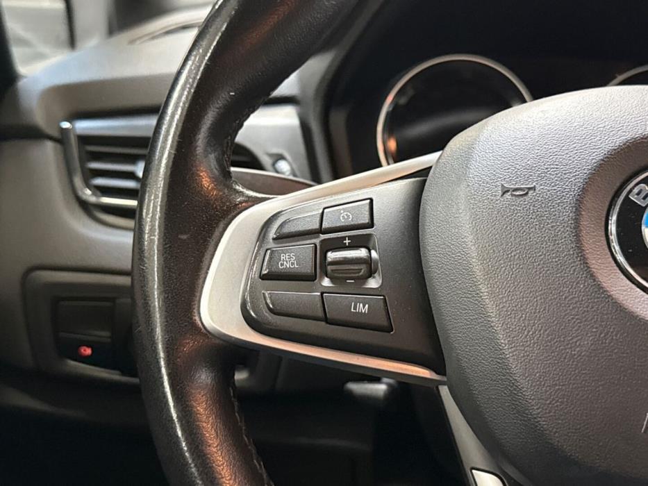 BMW 225 2019