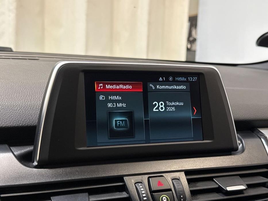 BMW 225 2019