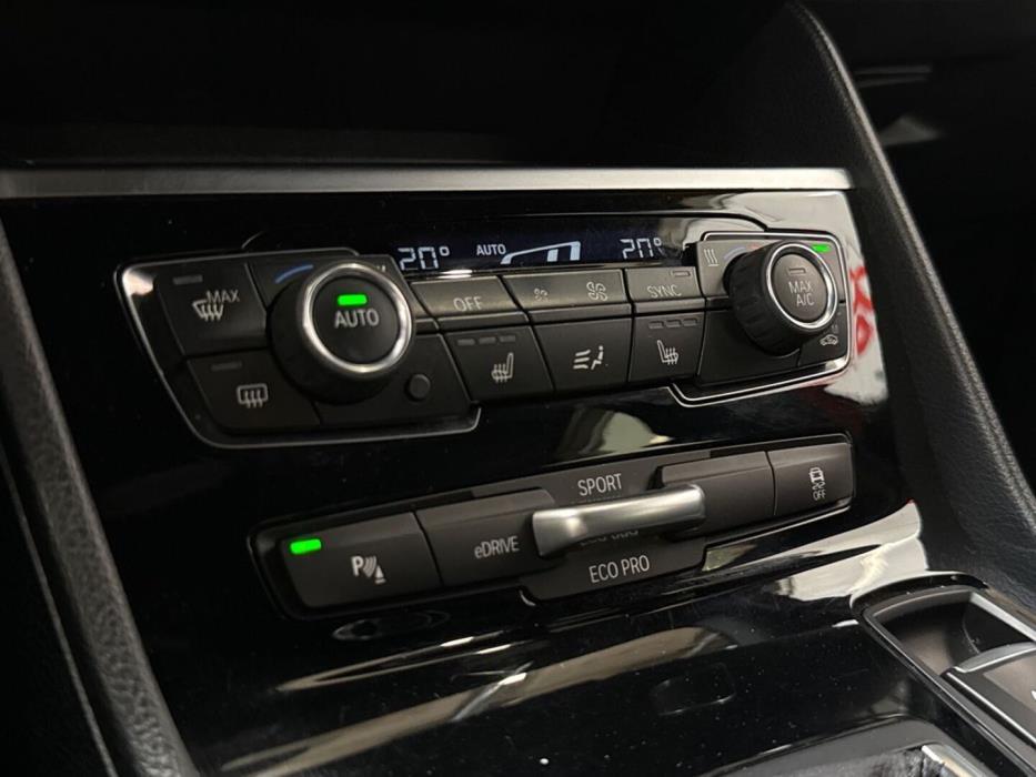 BMW 225 2019
