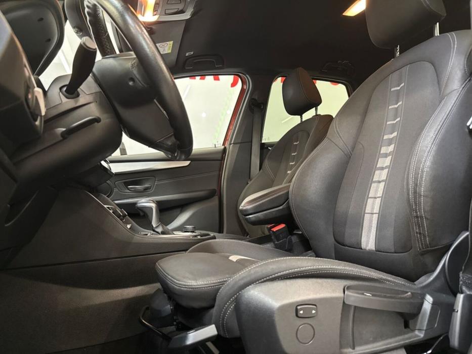 BMW 225 2019