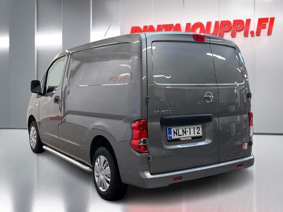 NISSAN NV200 2019