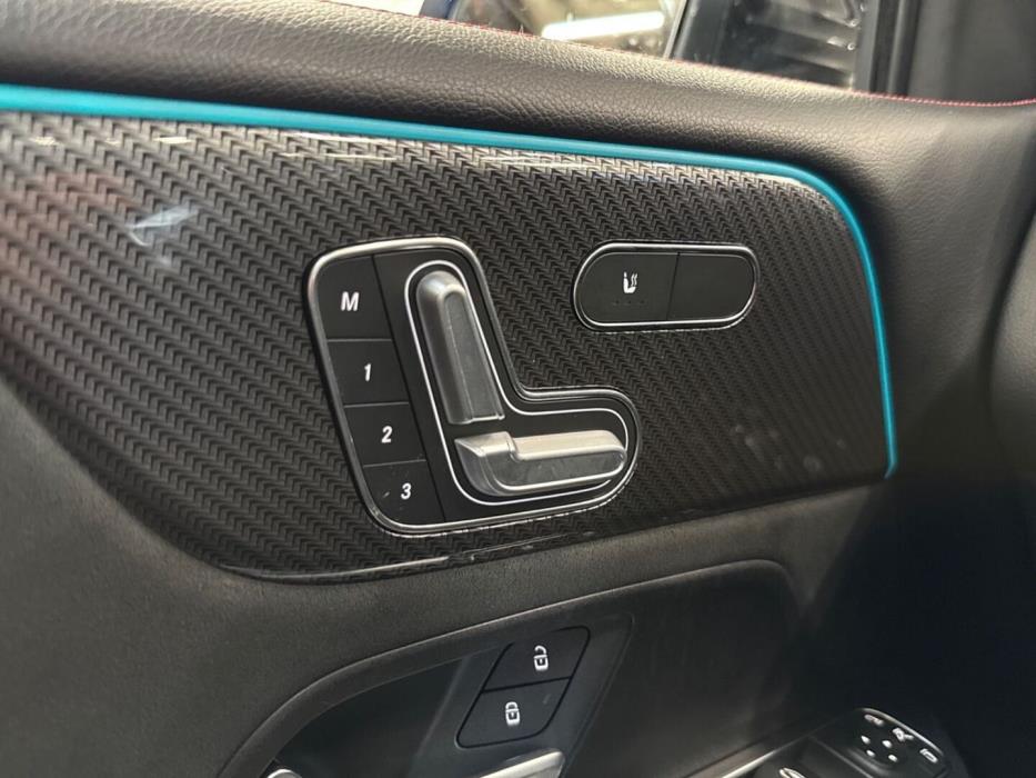 MERCEDES-BENZ GLB 2020