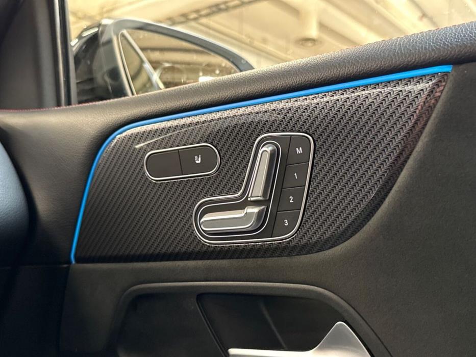 MERCEDES-BENZ GLB 2020