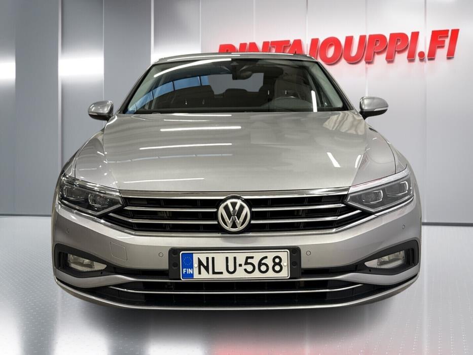 VOLKSWAGEN Passat 2019