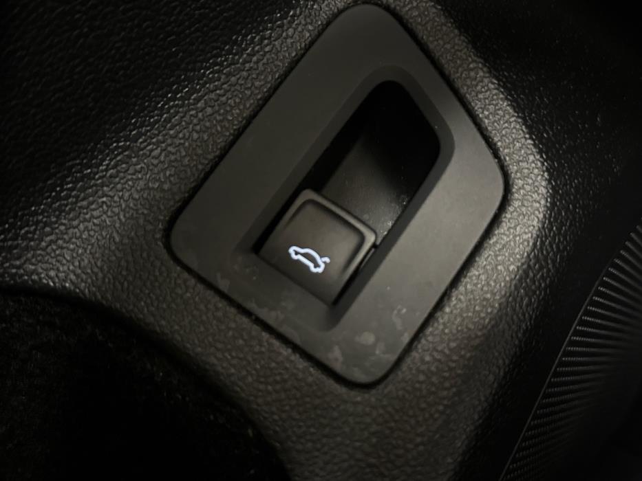 VOLKSWAGEN Passat 2019