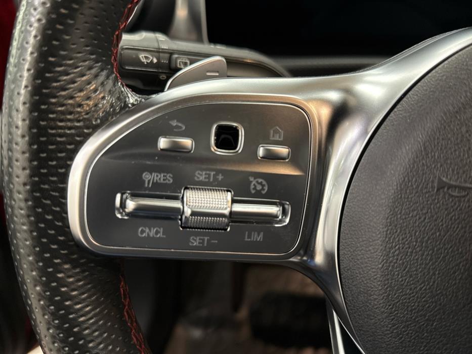 MERCEDES-BENZ A 2019