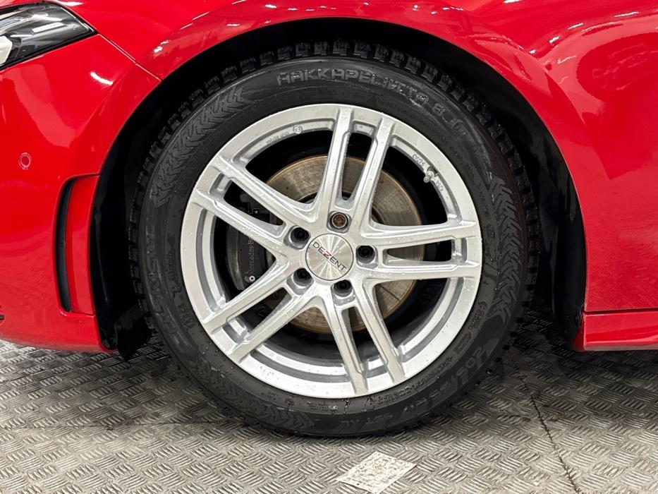 MERCEDES-BENZ A 2019