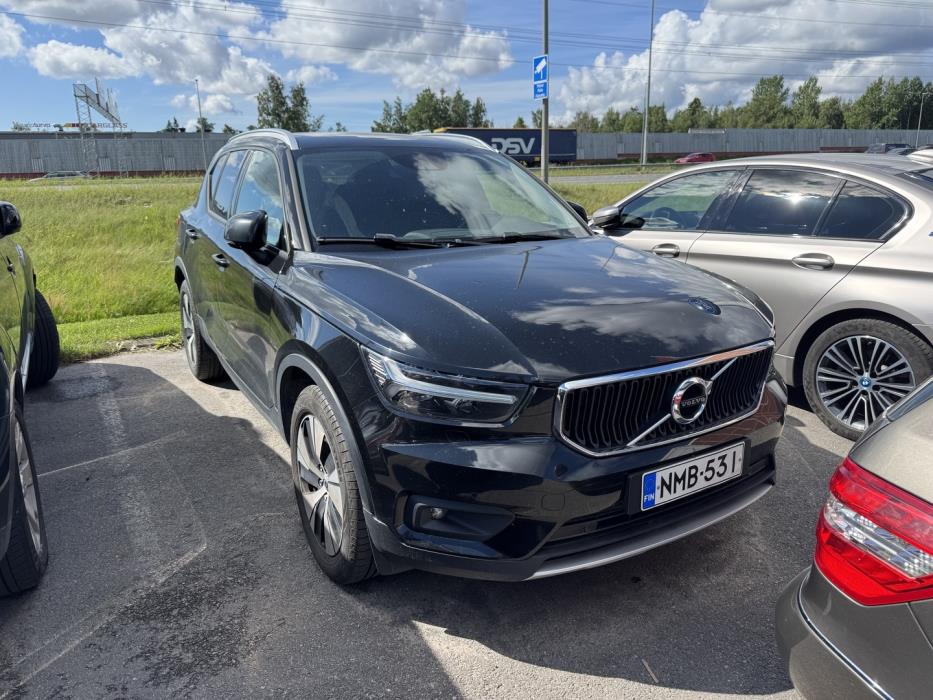 VOLVO XC40 2020
