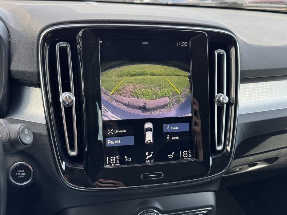 VOLVO XC40 2020