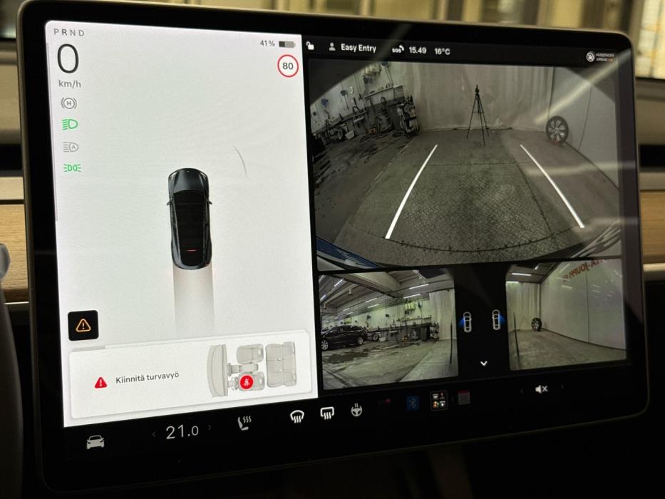 TESLA Model Y 2021