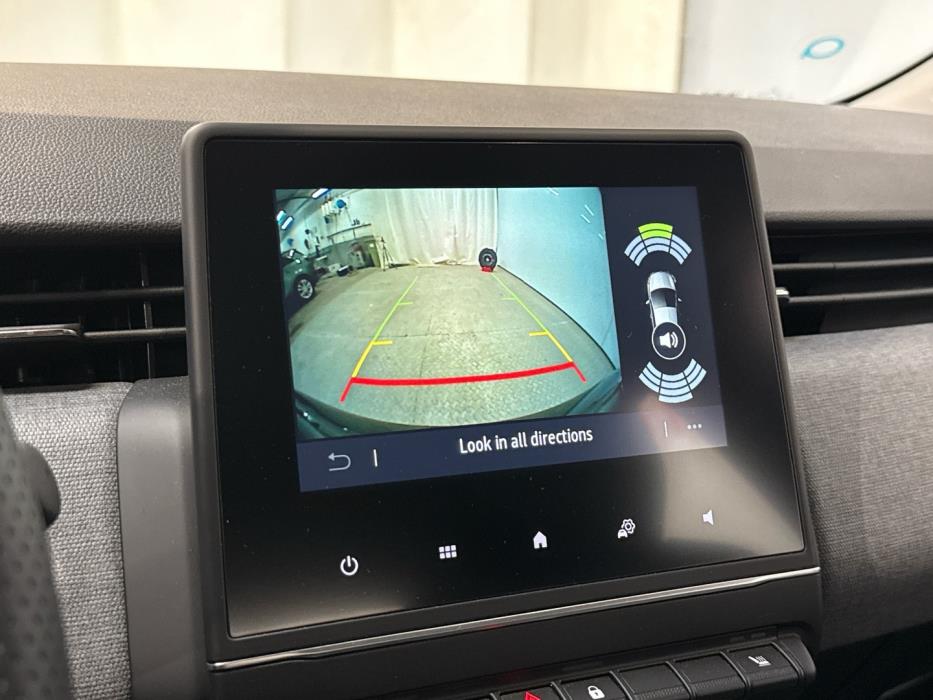 MITSUBISHI Colt 2024