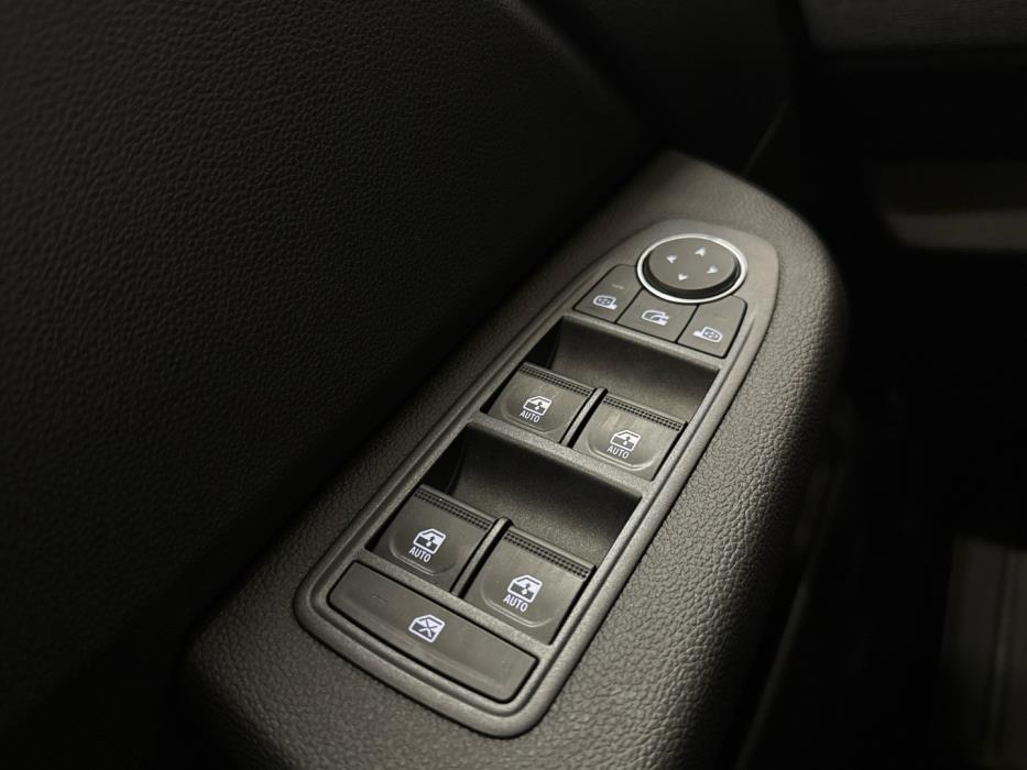 MITSUBISHI Colt 2024