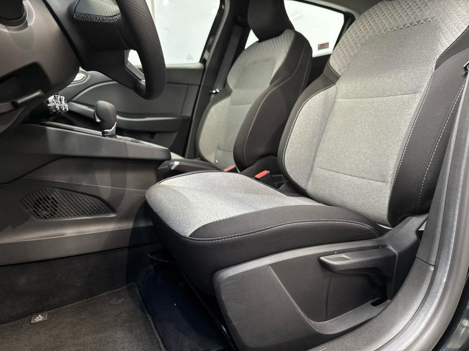 MITSUBISHI Colt 2024