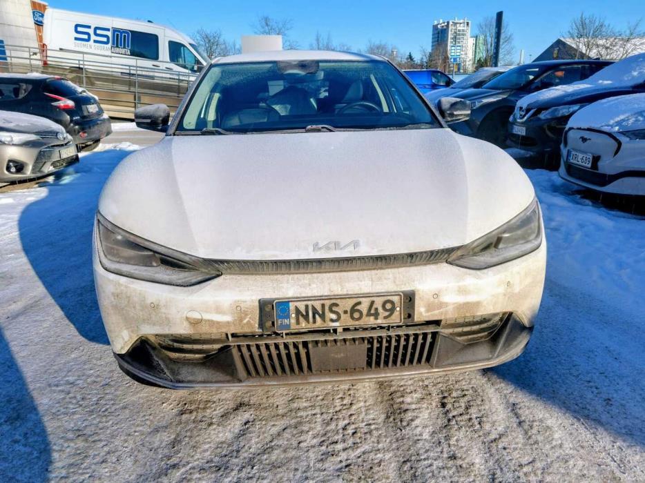 KIA EV6 2024