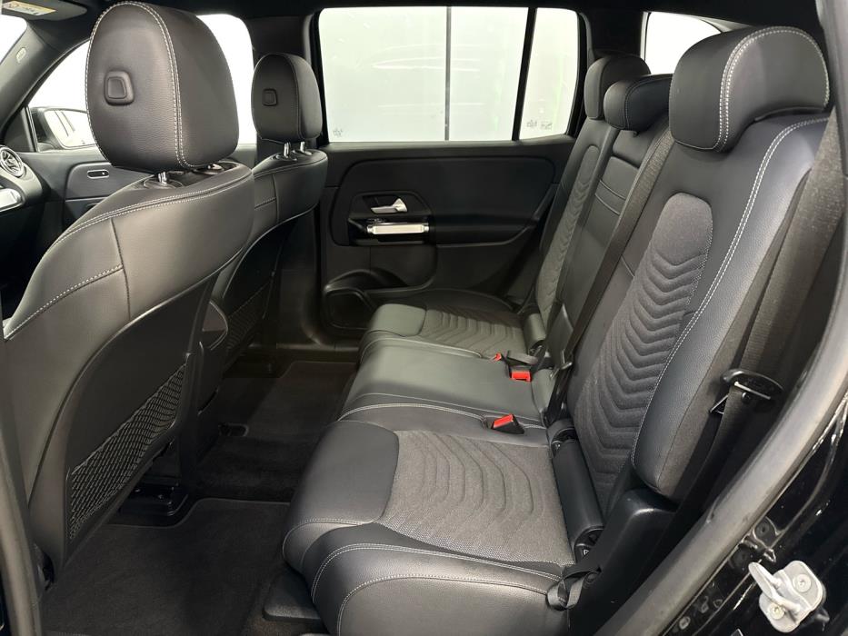 MERCEDES-BENZ EQB 2023