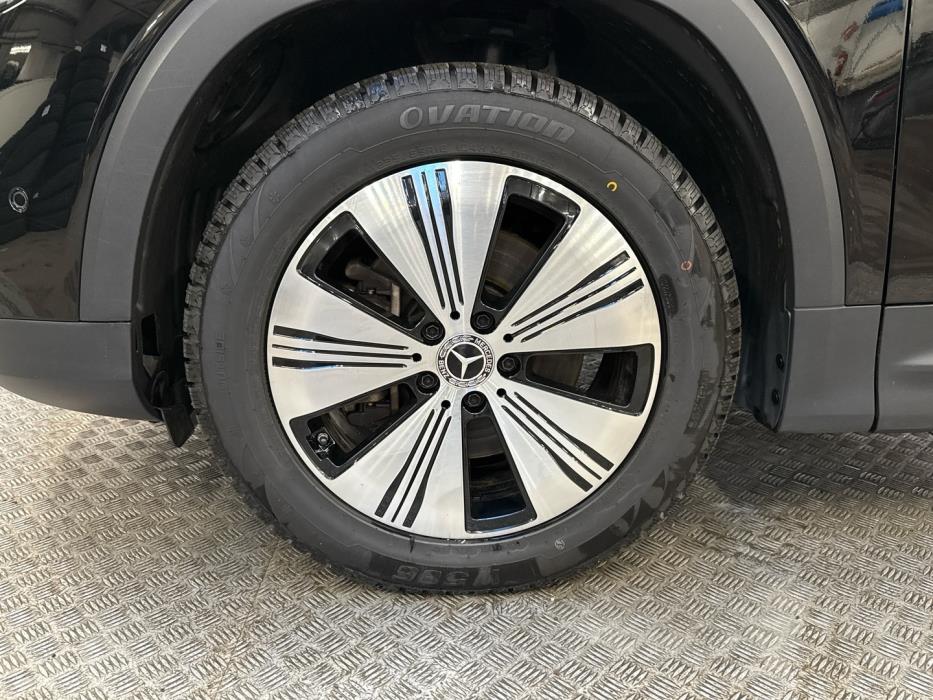 MERCEDES-BENZ EQB 2023