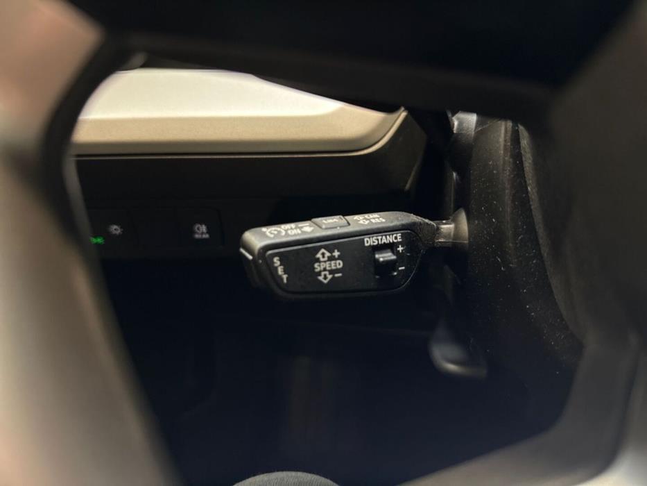 AUDI Q4 e-tron 2023