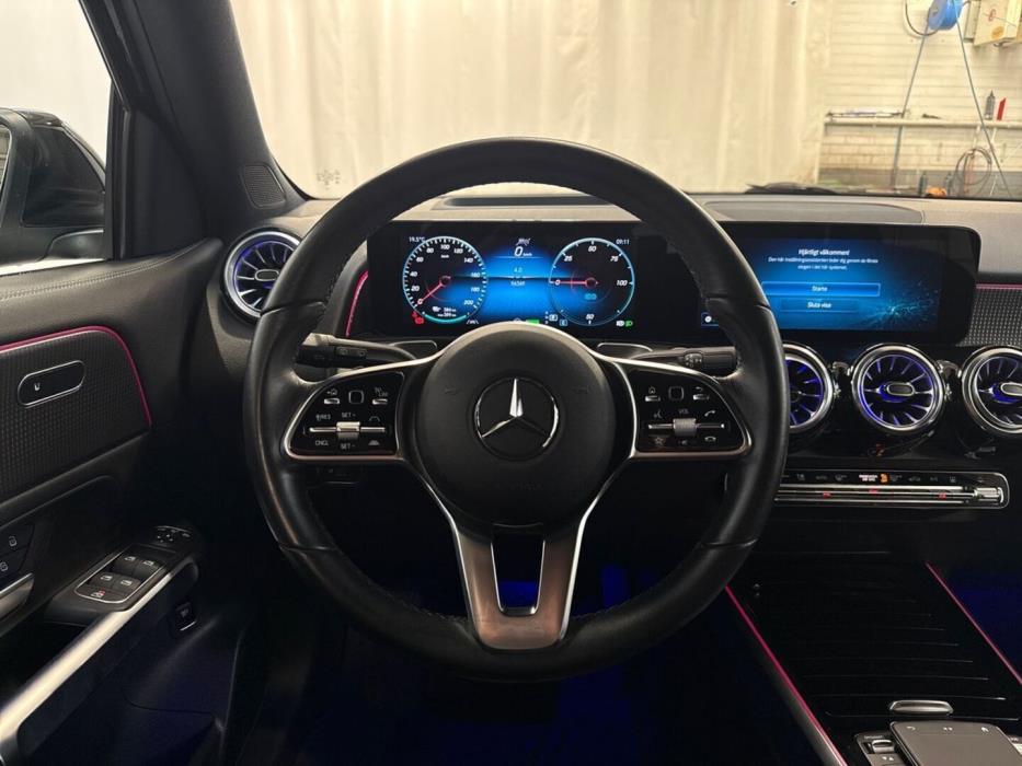 MERCEDES-BENZ EQB 2023