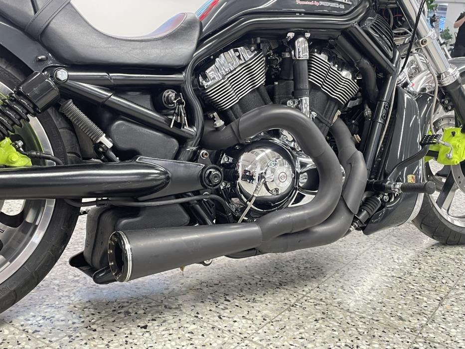HARLEY-DAVIDSON VRSC 2002