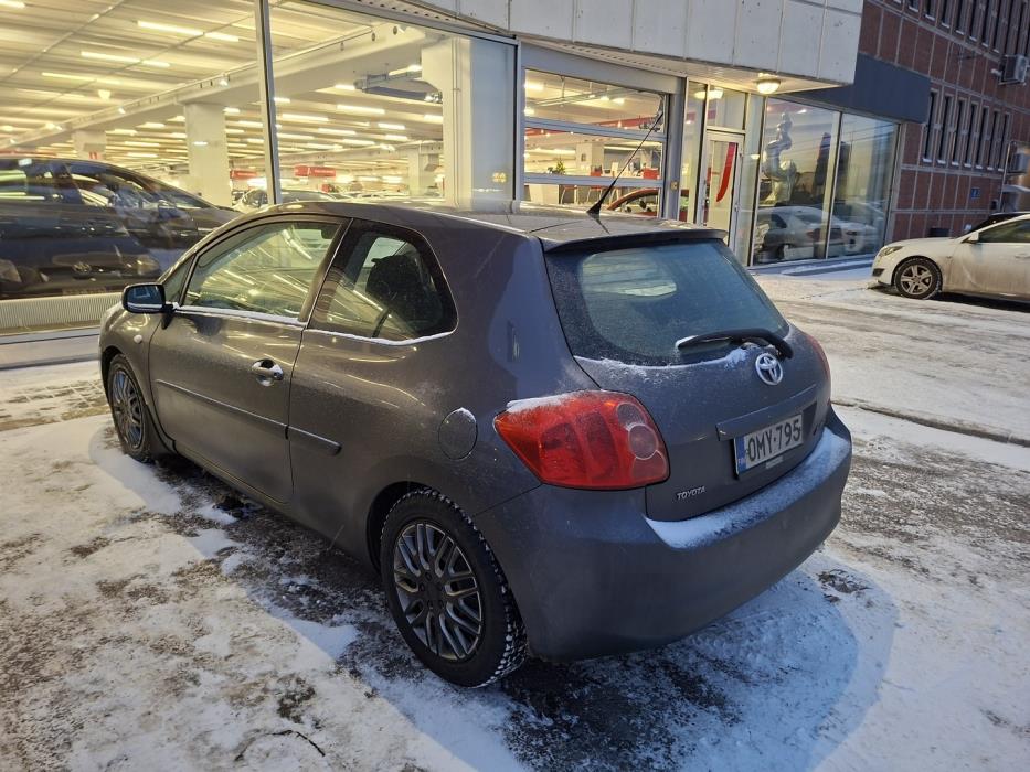 TOYOTA Auris 2007