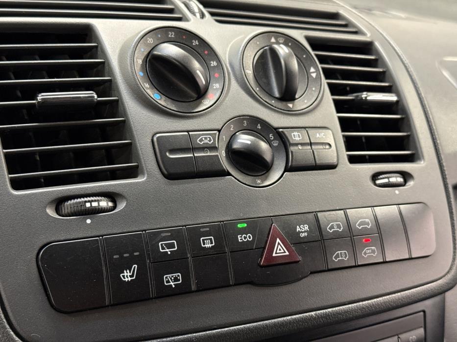 MERCEDES-BENZ Vito 2012