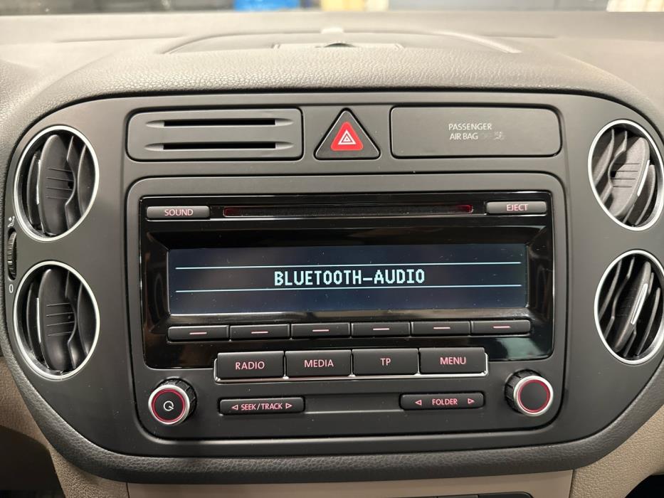 VOLKSWAGEN Golf Plus 2012