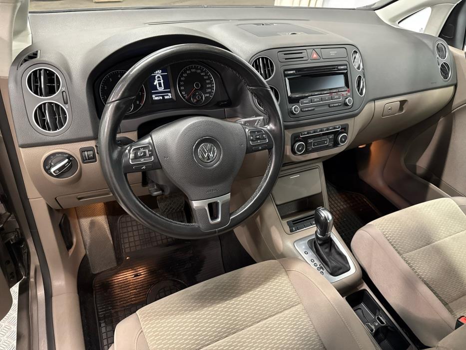 VOLKSWAGEN Golf Plus 2012