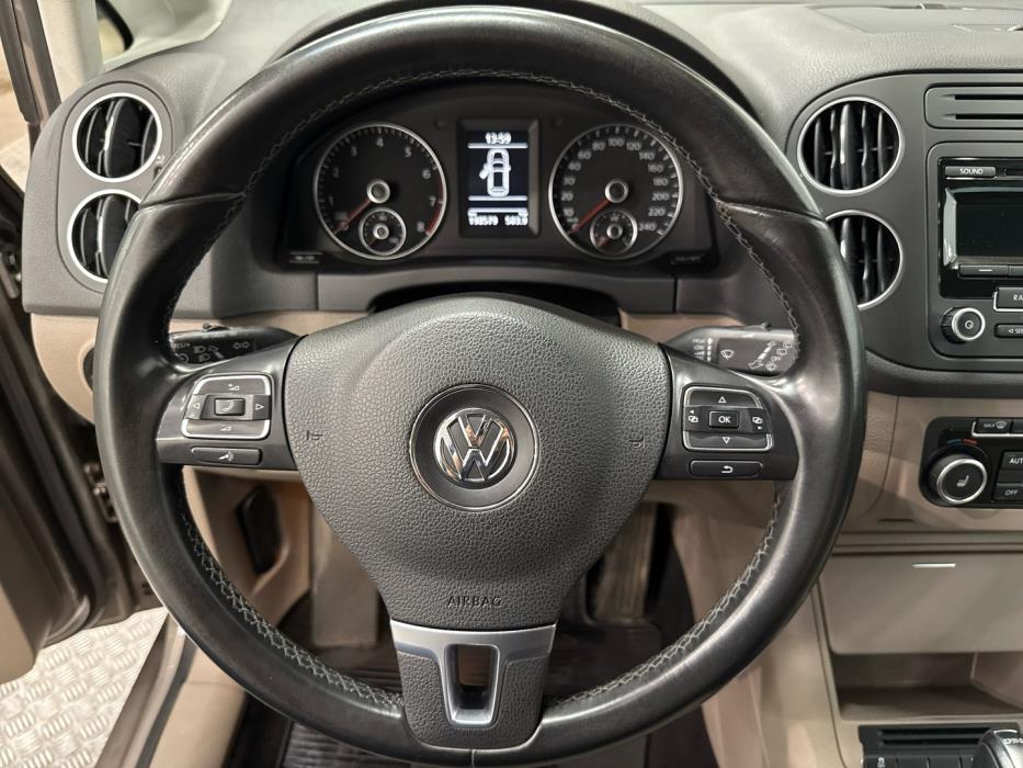 VOLKSWAGEN Golf Plus 2012