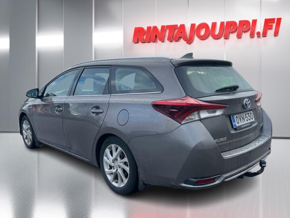 TOYOTA Auris 2017