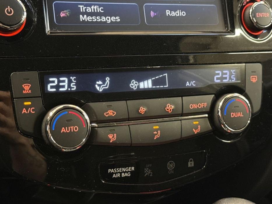 NISSAN Qashqai 2017