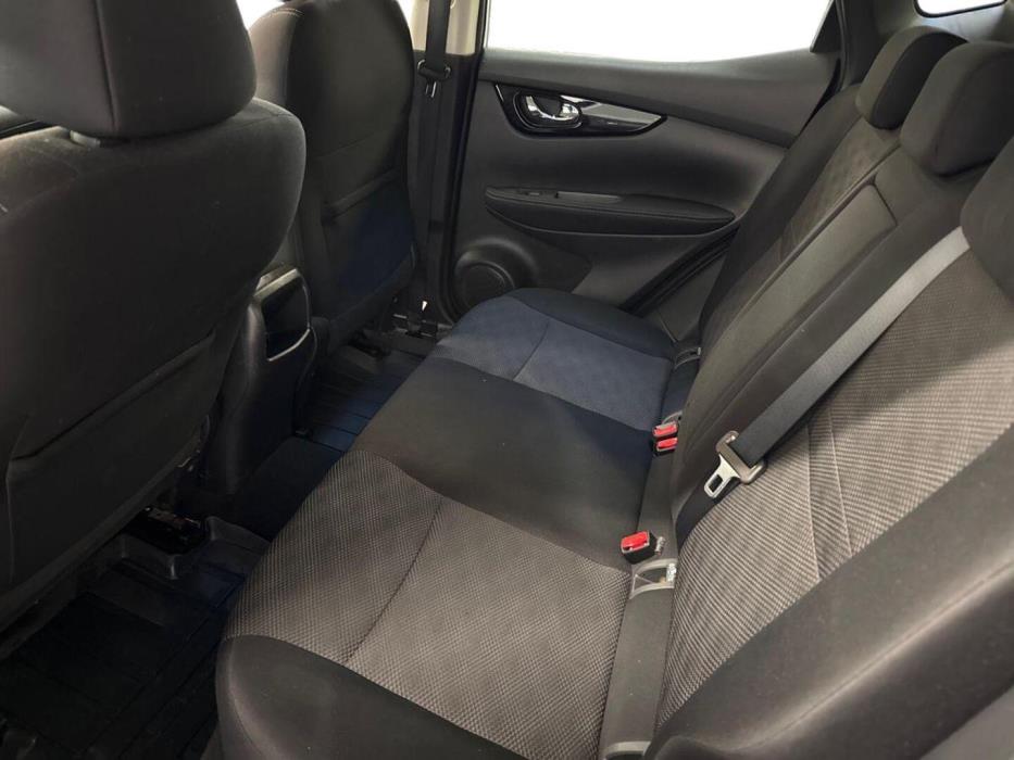 NISSAN Qashqai 2017