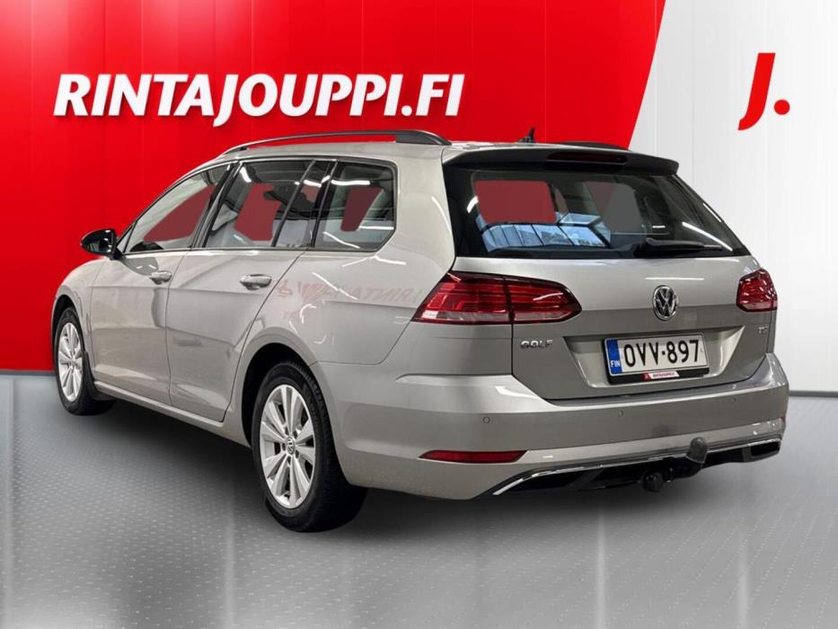VOLKSWAGEN Golf 2017