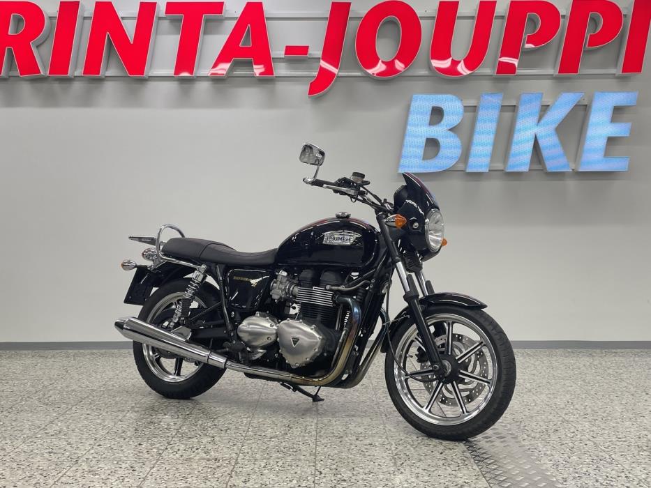 TRIUMPH BONNEVILLE 2009