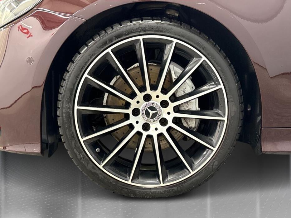 MERCEDES-BENZ E 2018