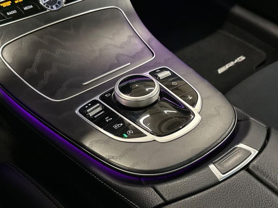 MERCEDES-BENZ E 2018