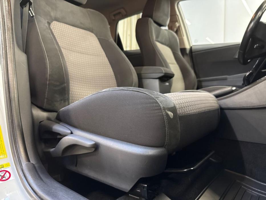 TOYOTA Auris 2018