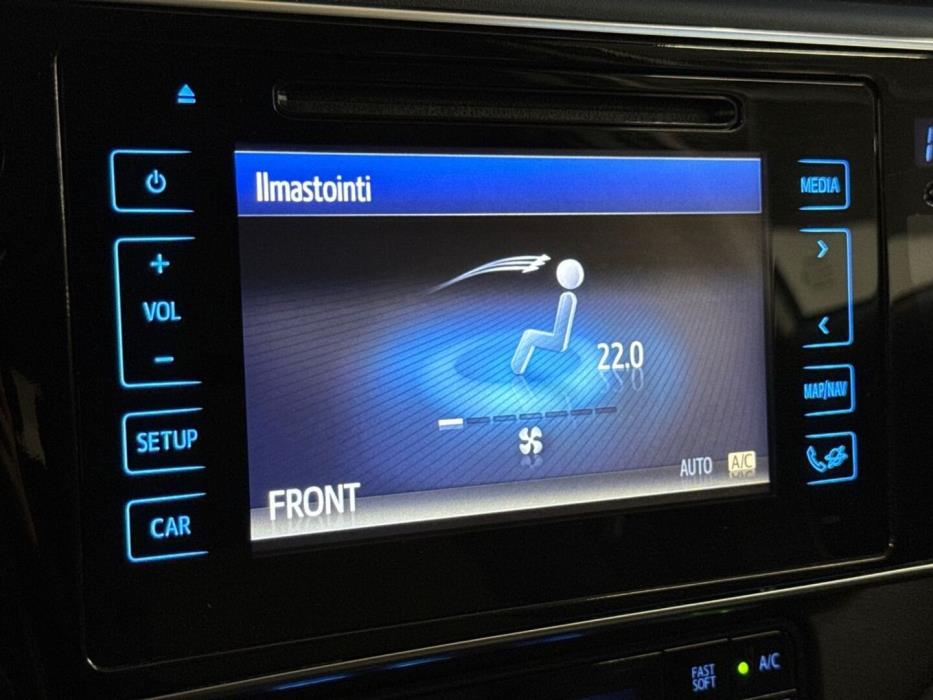 TOYOTA Auris 2018