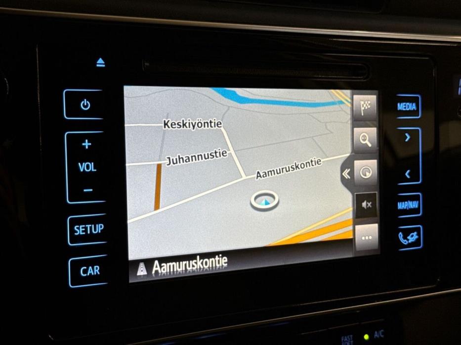 TOYOTA Auris 2018