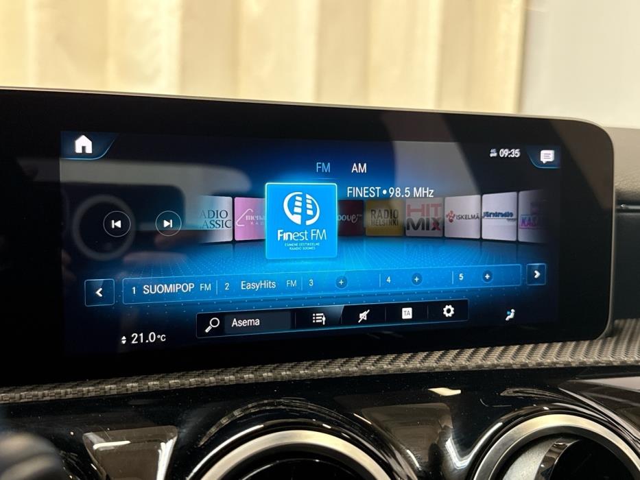 MERCEDES-BENZ A 2018