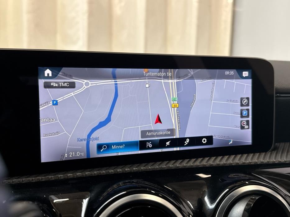 MERCEDES-BENZ A 2018