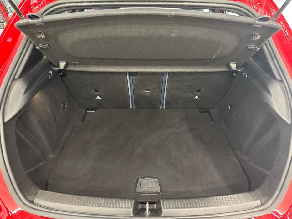 MERCEDES-BENZ A 2018