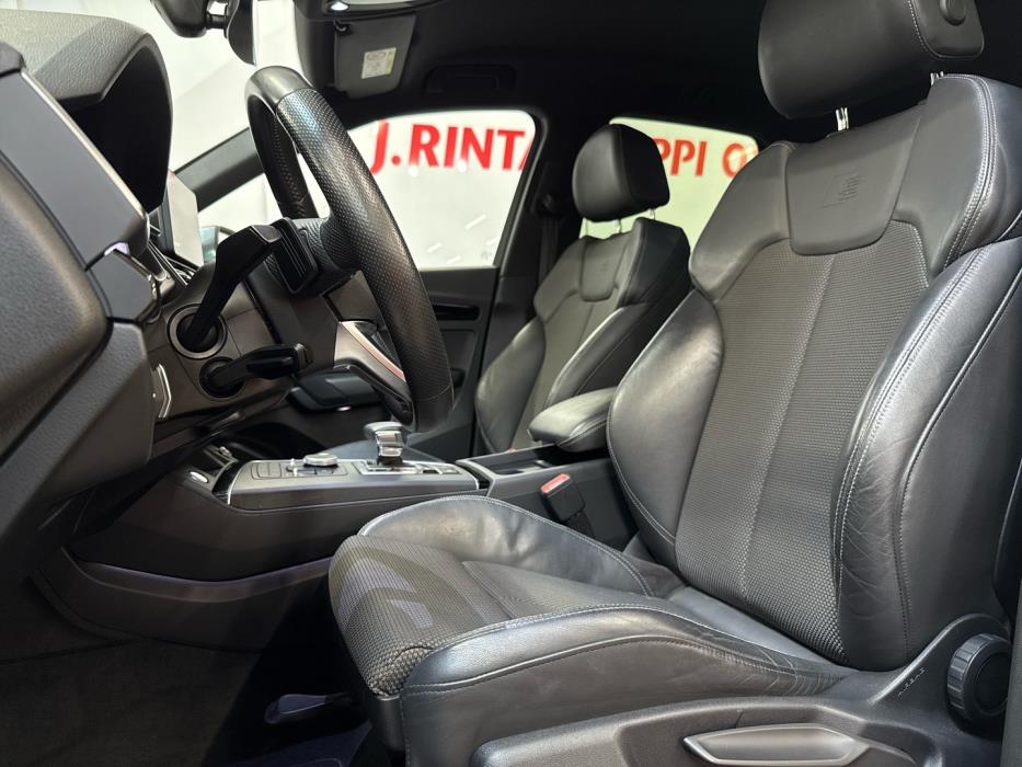 AUDI Q5 2019