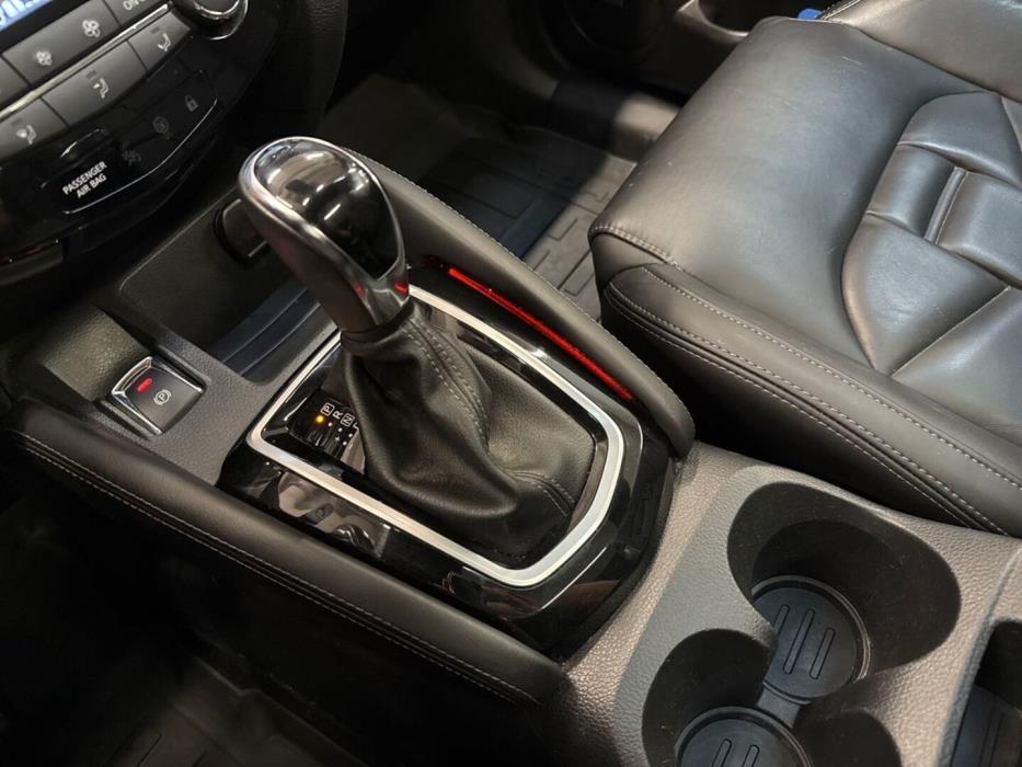 NISSAN Qashqai 2019