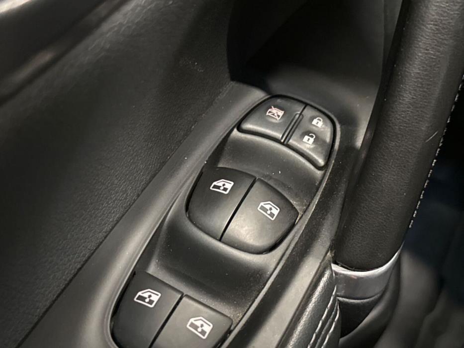 NISSAN Qashqai 2019