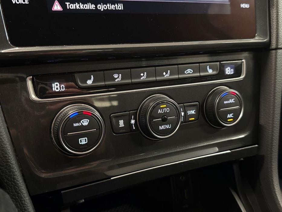 VOLKSWAGEN Golf 2018