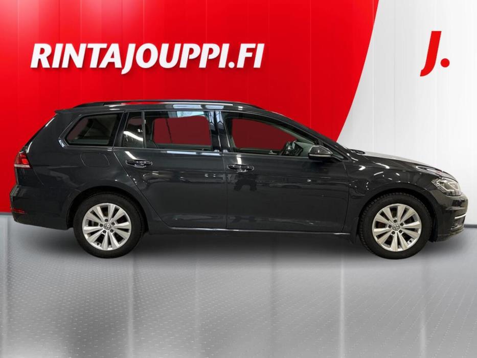 VOLKSWAGEN Golf 2018