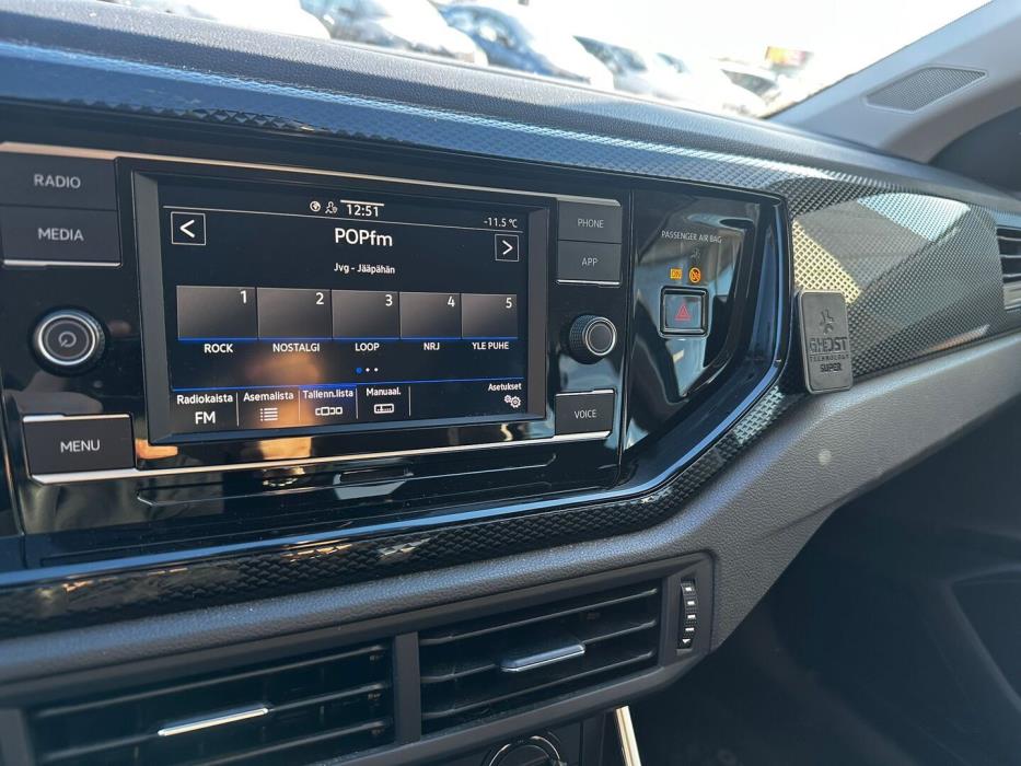 VOLKSWAGEN Polo 2022