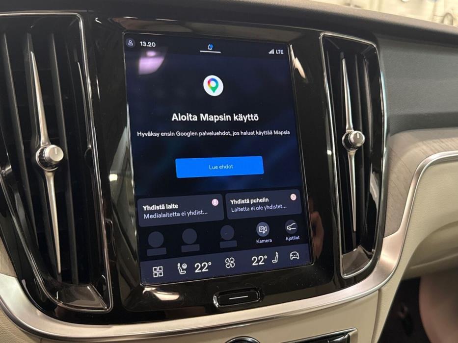 VOLVO V60 2023