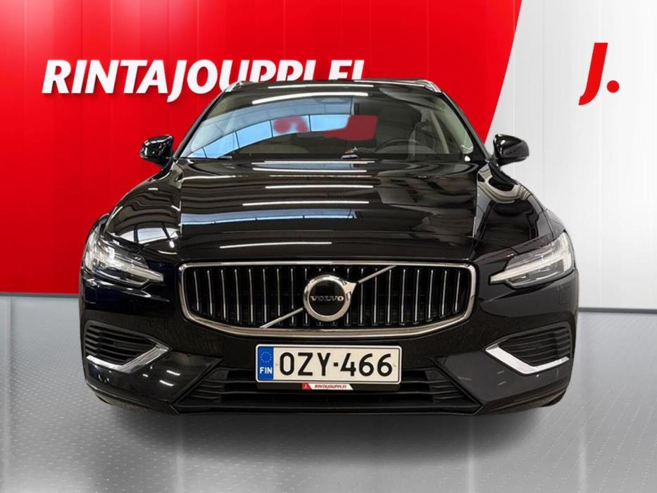 VOLVO V60 2023