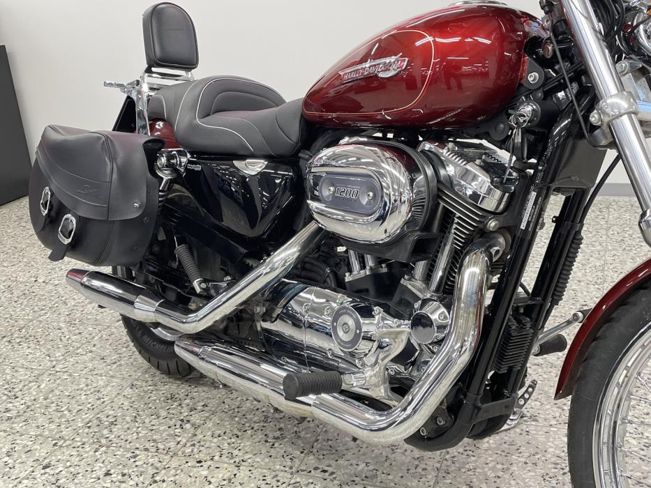 HARLEY-DAVIDSON SPORTSTER 2010